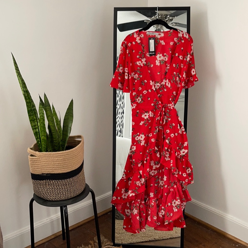 SÚPER CUTE SUMMER WRAP DRESS!
